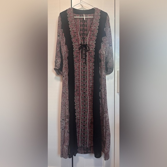 Free People Boho Black And Mauve Maxi Paisley Dress Size S - Picture 8 of 13